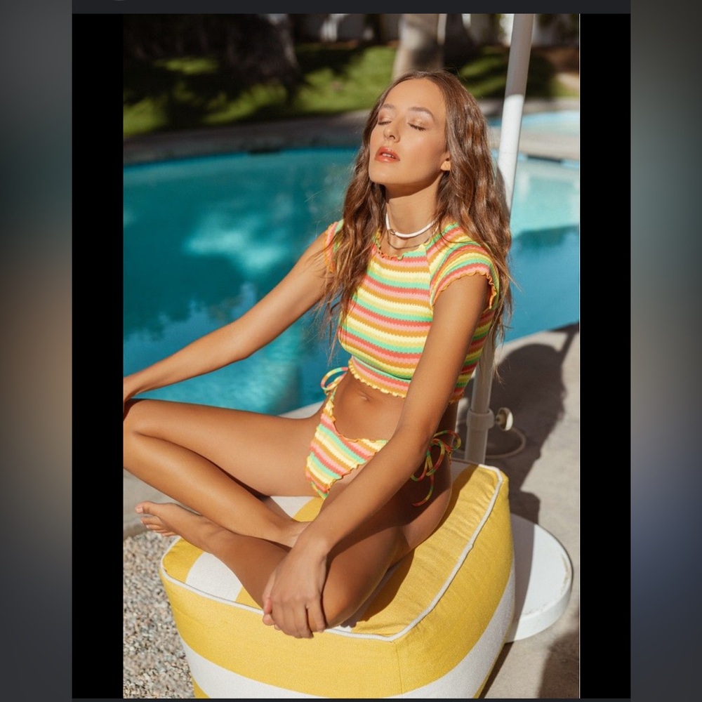 L Space NEW (No Tags) 3 Piece Set  MSRP $328 "Under The Sun" Bikini & Rash Guard